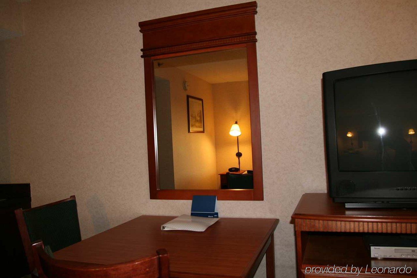 Hampton Inn Hazleton Bilik gambar
